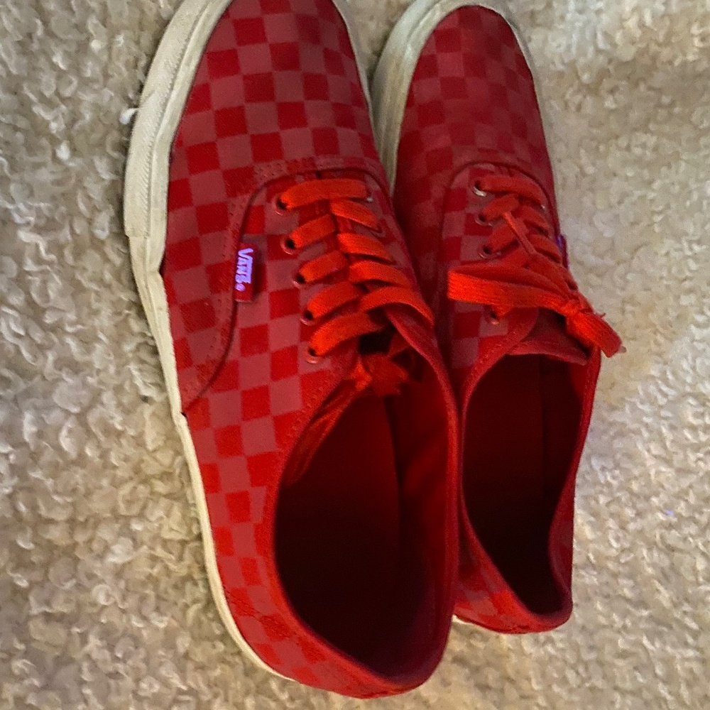 VANS skate PRO red checkers reflective low used good condition